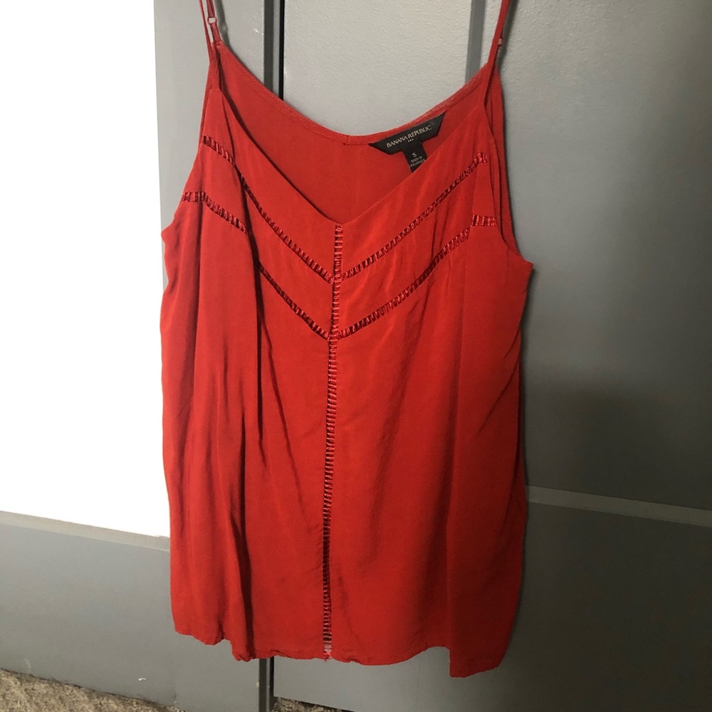 BARELY WORN! orange tank top